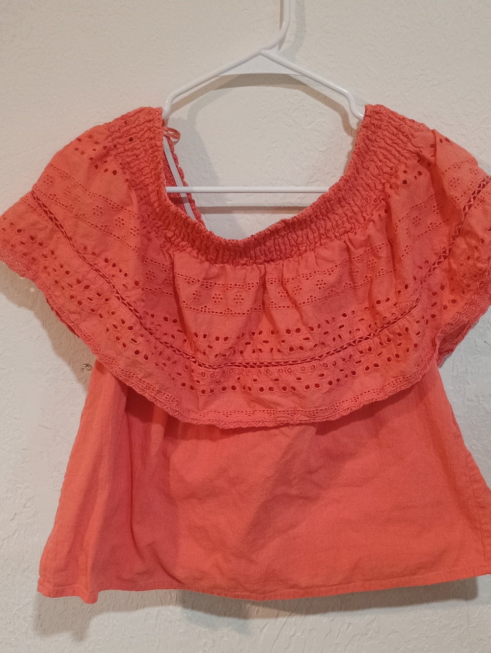 sofia by sofia vergara Coral Eyelet Off-Shoulder Crop Top